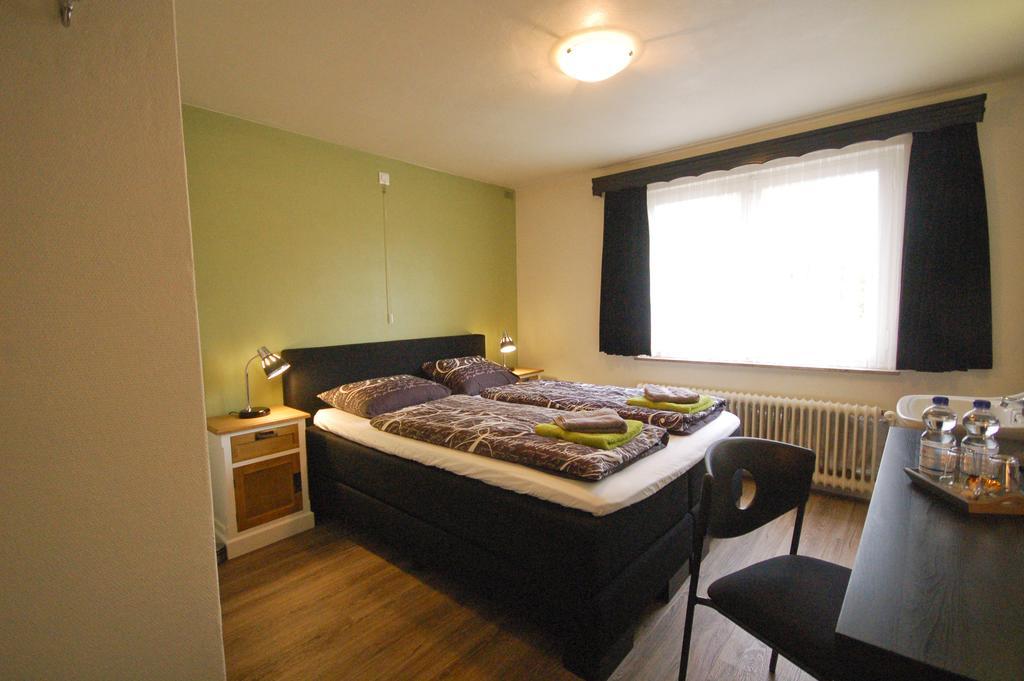 Bed & Breakfast De Pegel Thorn Ruang foto